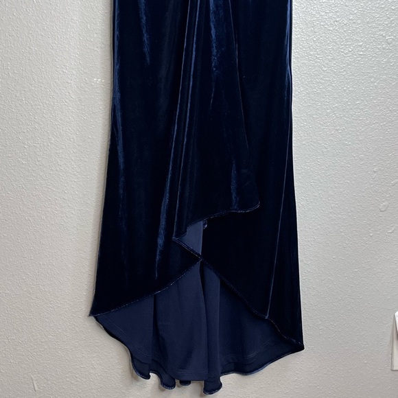 NWT Adrianna Papell Velvet Stretch Sheath Twist Front Halter High Low Hem Gown - Picture 12 of 16